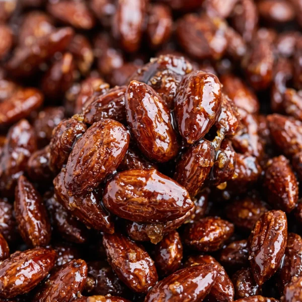 Almendra con Piel Garrapiñada a Granel